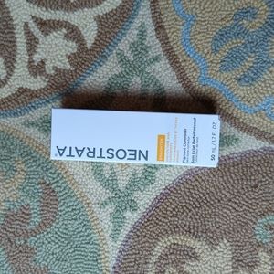 Neostrata Enlighten Pigment Controller